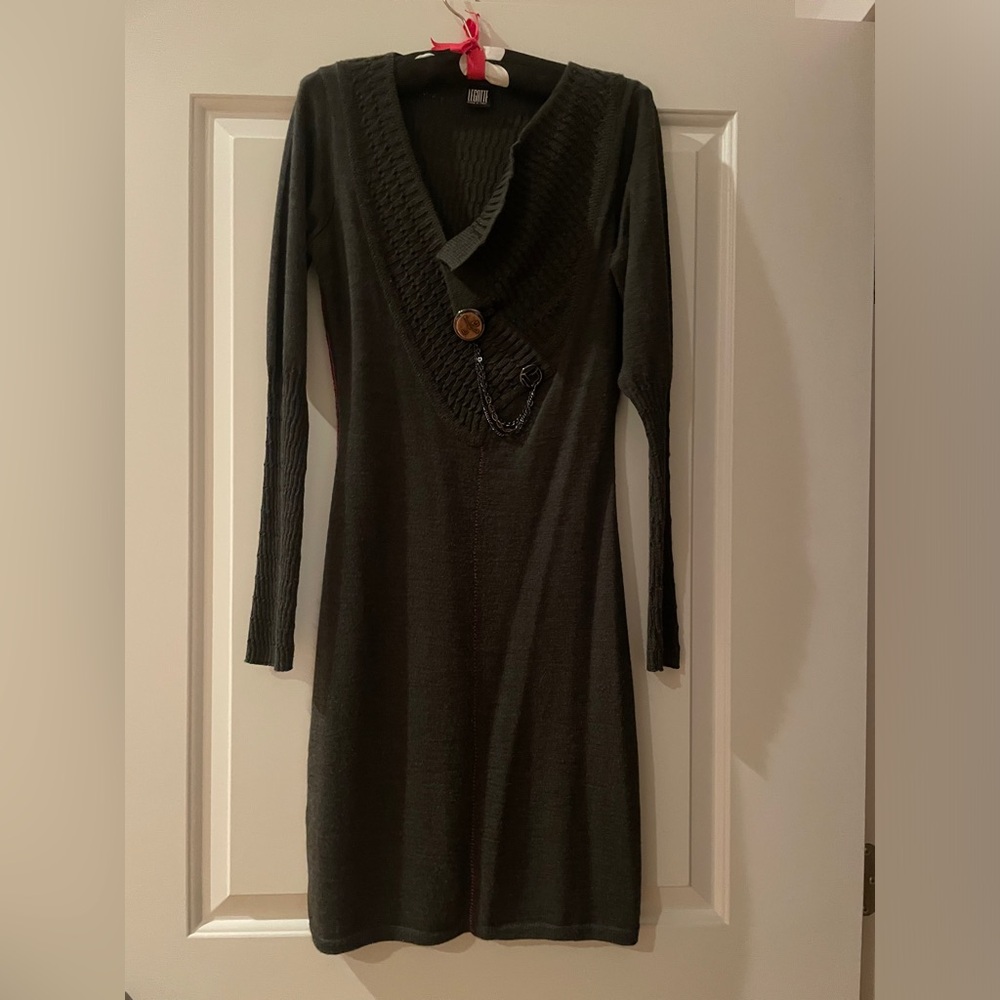 LEGATTE elegant knit dress